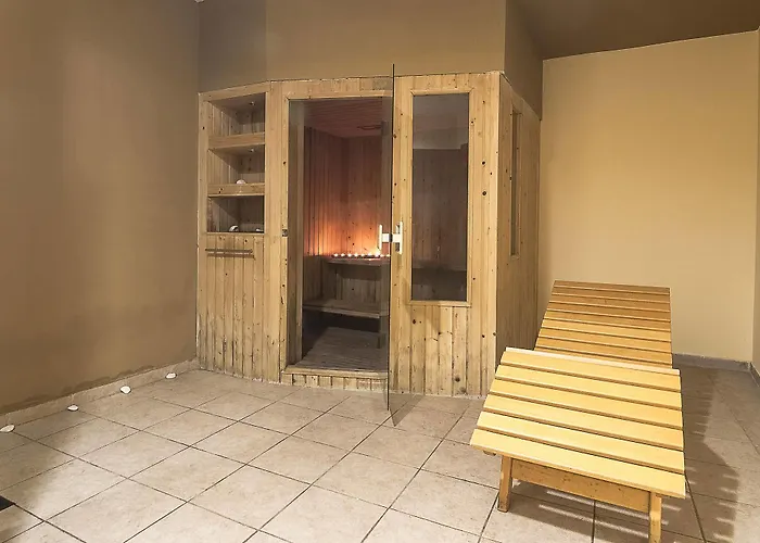 Aegean Breeze Fánesz