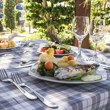 Aegean Breeze Fánai