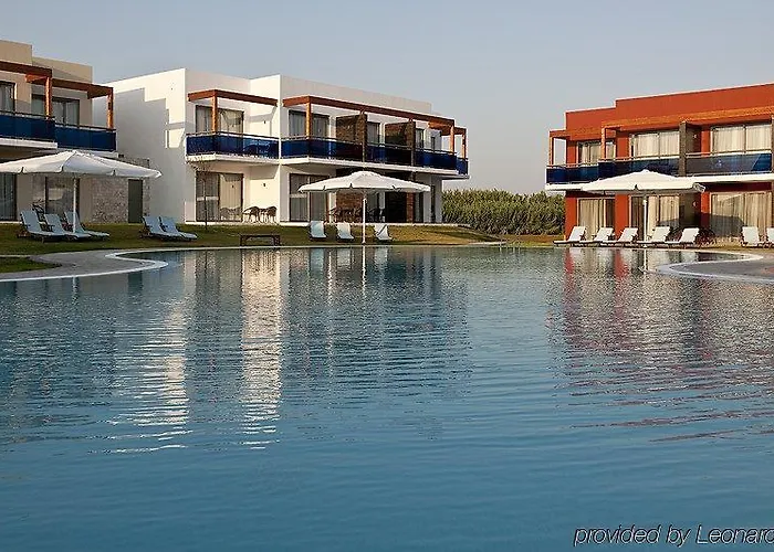 Aegean Breeze Fánai