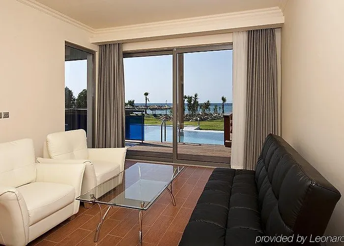 Resort Aegean Breeze 5*