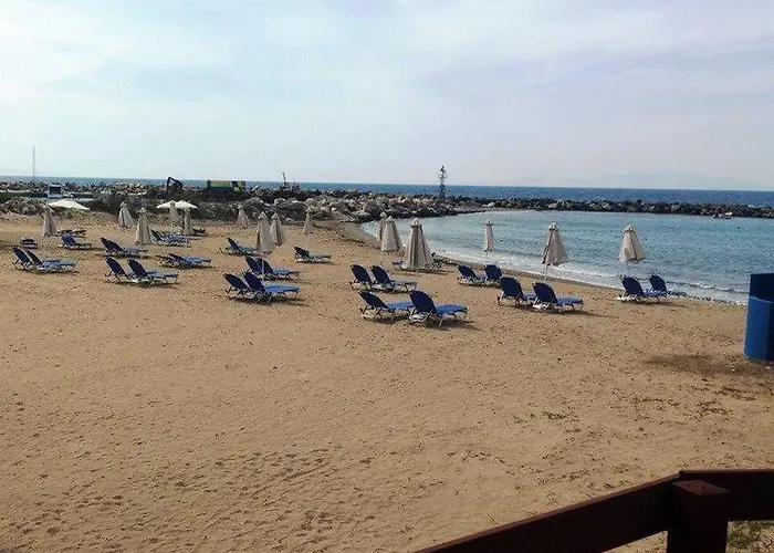 Aegean Breeze 5* Fánai