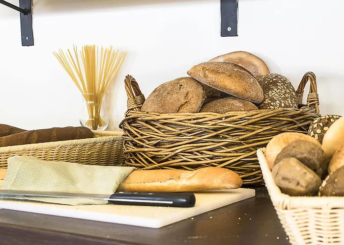 Aegean Breeze Fánai