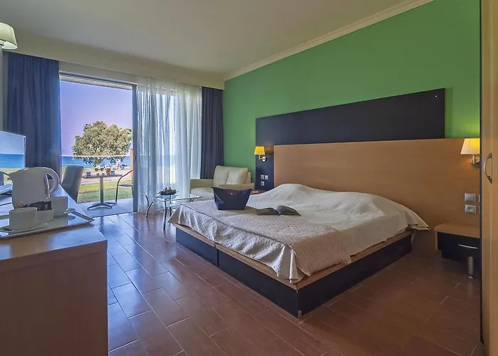 Aegean Breeze 5* Fánai