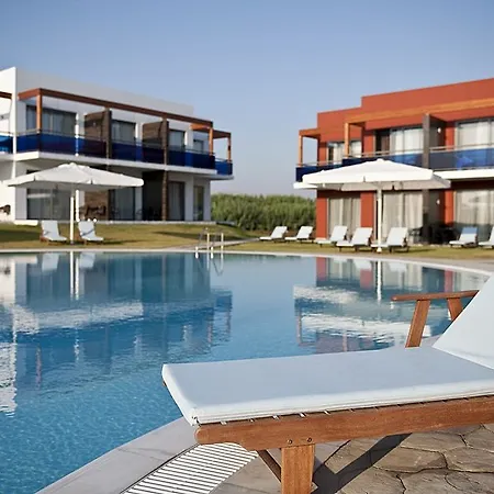 Aegean Breeze Fánai